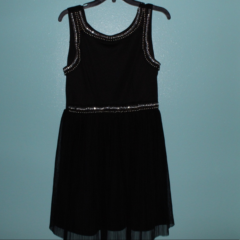 Love reign dress